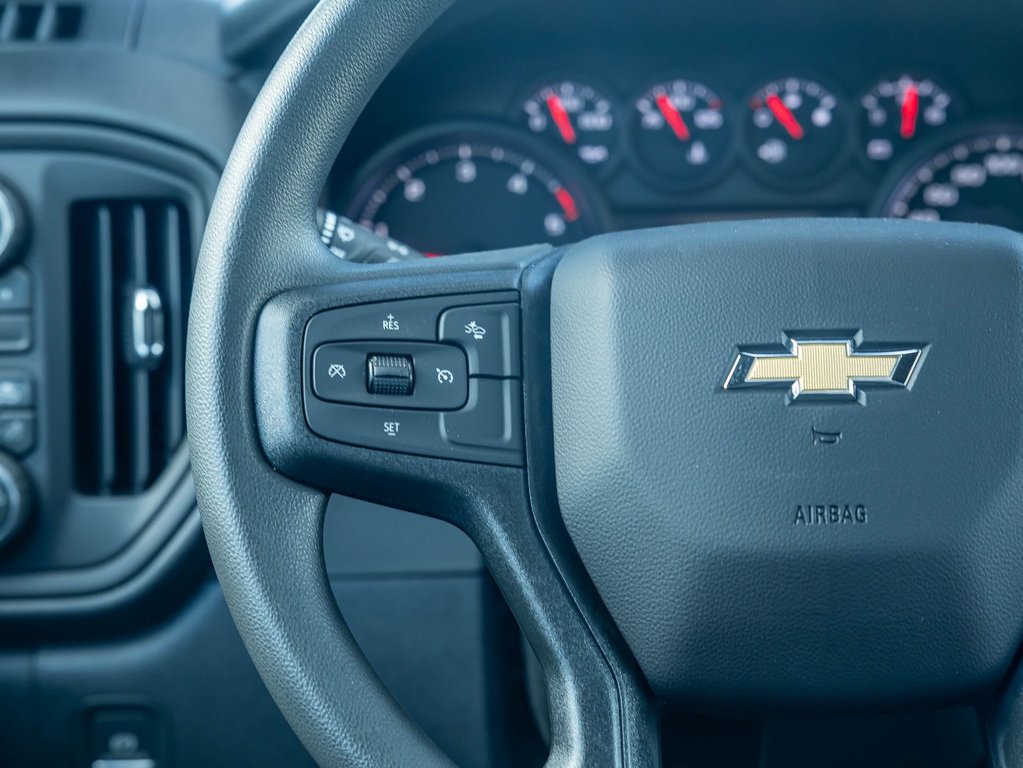 2026 Chevrolet Silverado 2500 HD in St-Jérôme, Quebec - 13 - w1024h768px