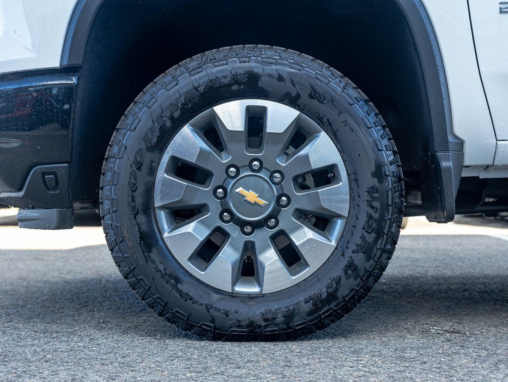 2026 Chevrolet Silverado 2500 HD in St-Jérôme, Quebec - 32 - w1024h768px