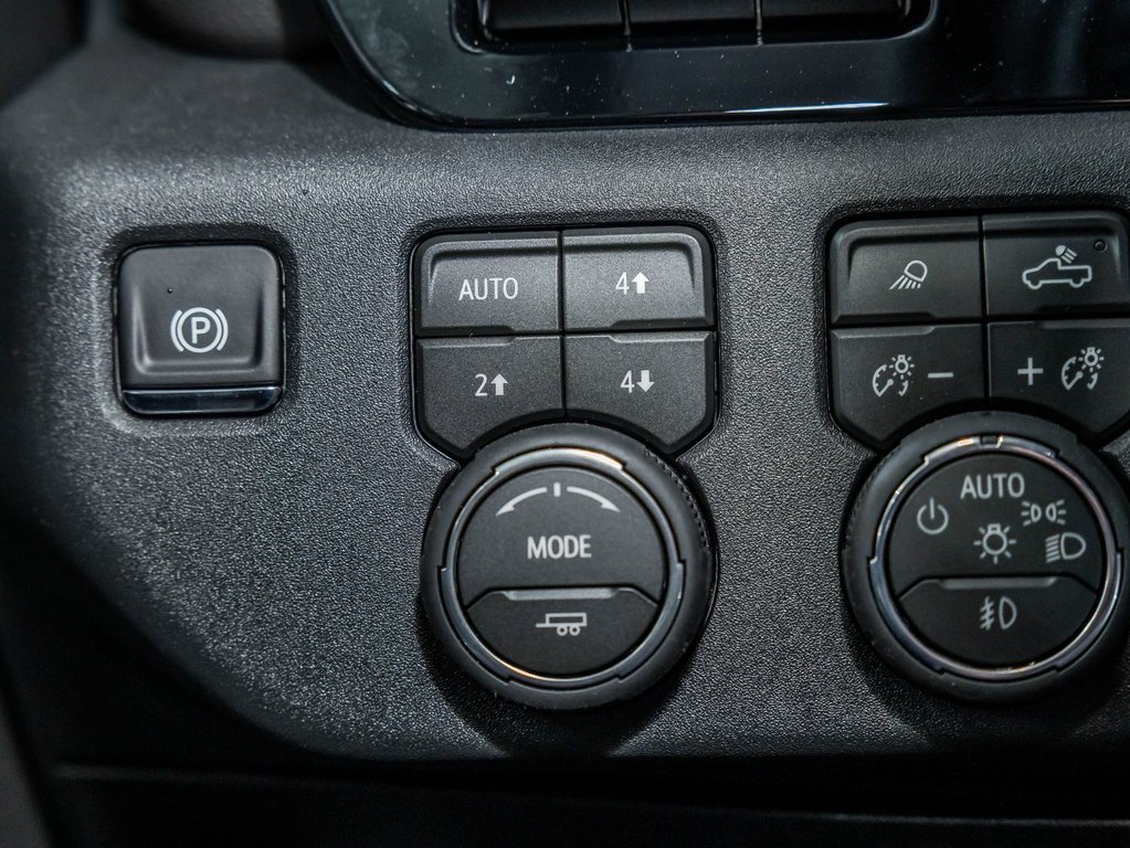 Chevrolet Silverado 2500 HD  2026 à St-Jérôme, Québec - 23 - w1024h768px