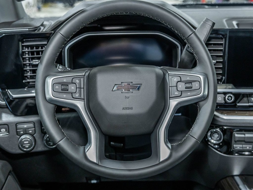 2026 Chevrolet Silverado 2500 HD in St-Jérôme, Quebec - 13 - w1024h768px