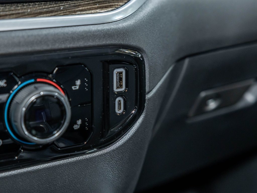 2026 Chevrolet Silverado 2500 HD in St-Jérôme, Quebec - 29 - w1024h768px