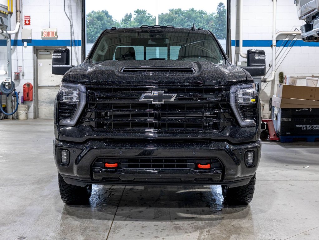 2026 Chevrolet Silverado 2500 HD in St-Jérôme, Quebec - 2 - w1024h768px
