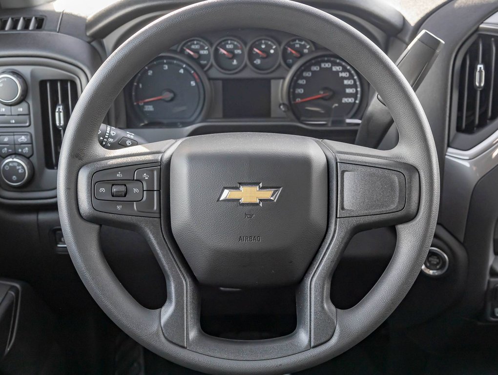 2024 Chevrolet SILVERADO 2500 HD in St-Jérôme, Quebec - 13 - w1024h768px