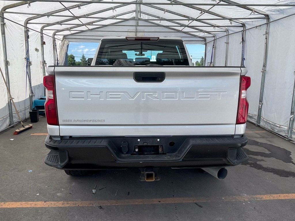 Chevrolet Silverado 2500HD  2022 à St-Jérôme, Québec - 6 - w1024h768px
