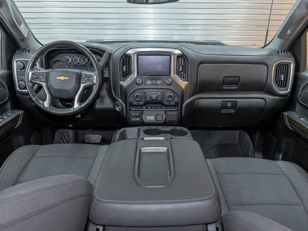Chevrolet Silverado 2500HD  2022 à St-Jérôme, Québec - 11 - w1024h768px