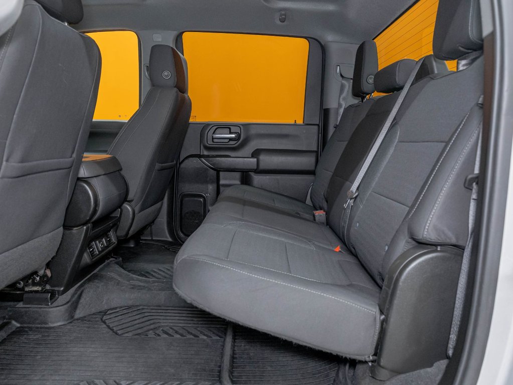 Chevrolet Silverado 2500HD  2022 à St-Jérôme, Québec - 31 - w1024h768px