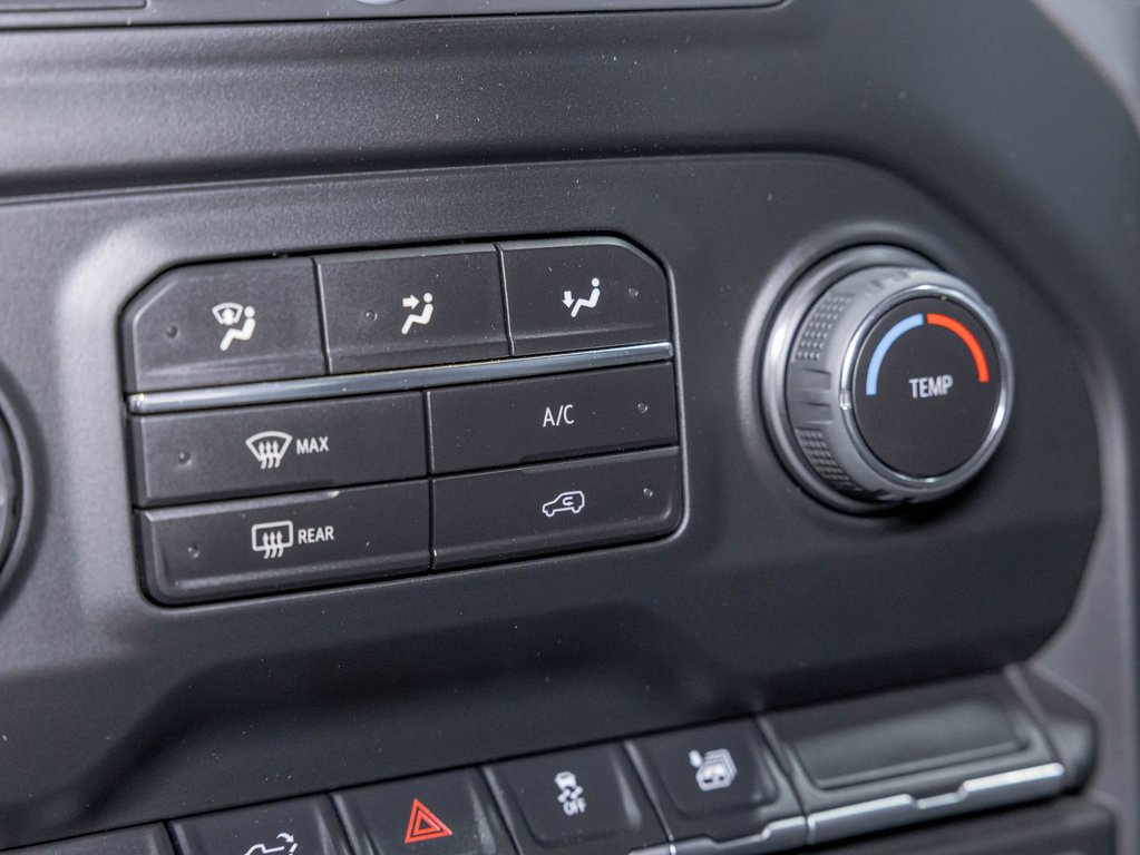 2022 Chevrolet Silverado 2500HD in St-Jérôme, Quebec - 18 - w1024h768px