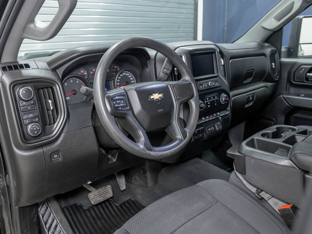 2022 Chevrolet Silverado 2500HD in St-Jérôme, Quebec - 2 - w1024h768px