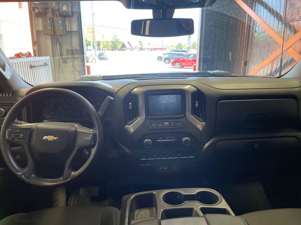 Chevrolet Silverado 2500HD  2022 à St-Jérôme, Québec - 10 - w1024h768px