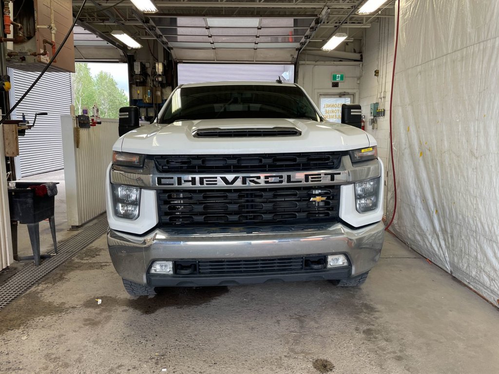 Chevrolet Silverado 2500HD  2022 à St-Jérôme, Québec - 4 - w1024h768px