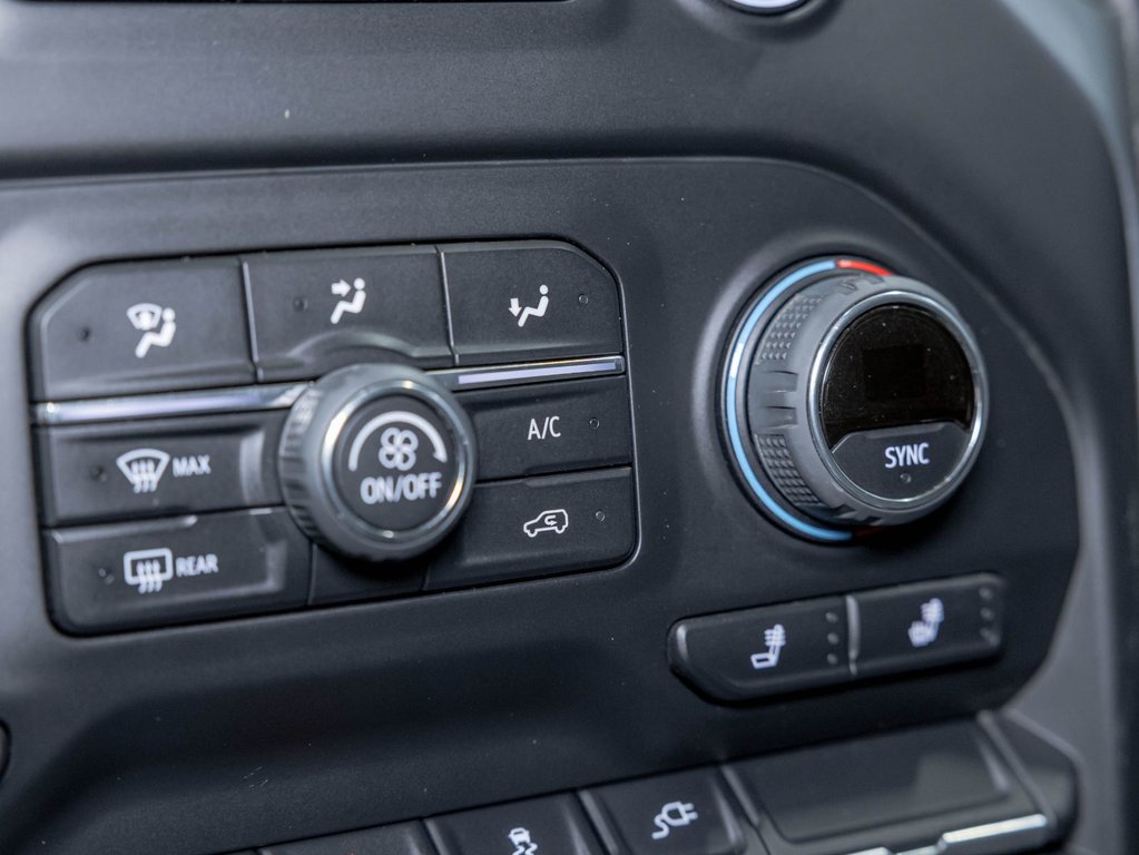 2022 Chevrolet Silverado 2500HD in St-Jérôme, Quebec - 21 - w1024h768px