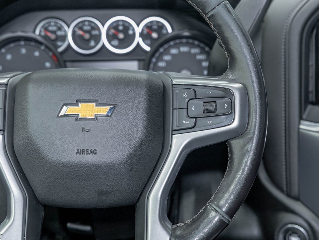 2022 Chevrolet Silverado 2500HD in St-Jérôme, Quebec - 16 - w1024h768px
