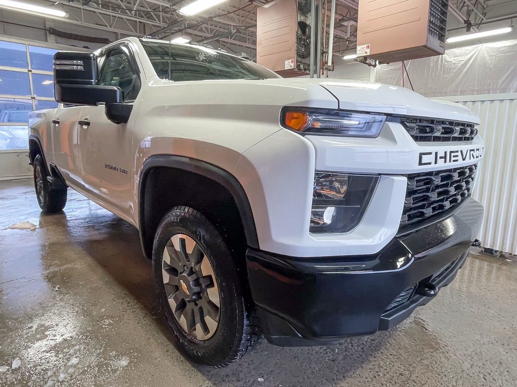 Chevrolet Silverado 2500HD  2023 à St-Jérôme, Québec - 9 - w1024h768px