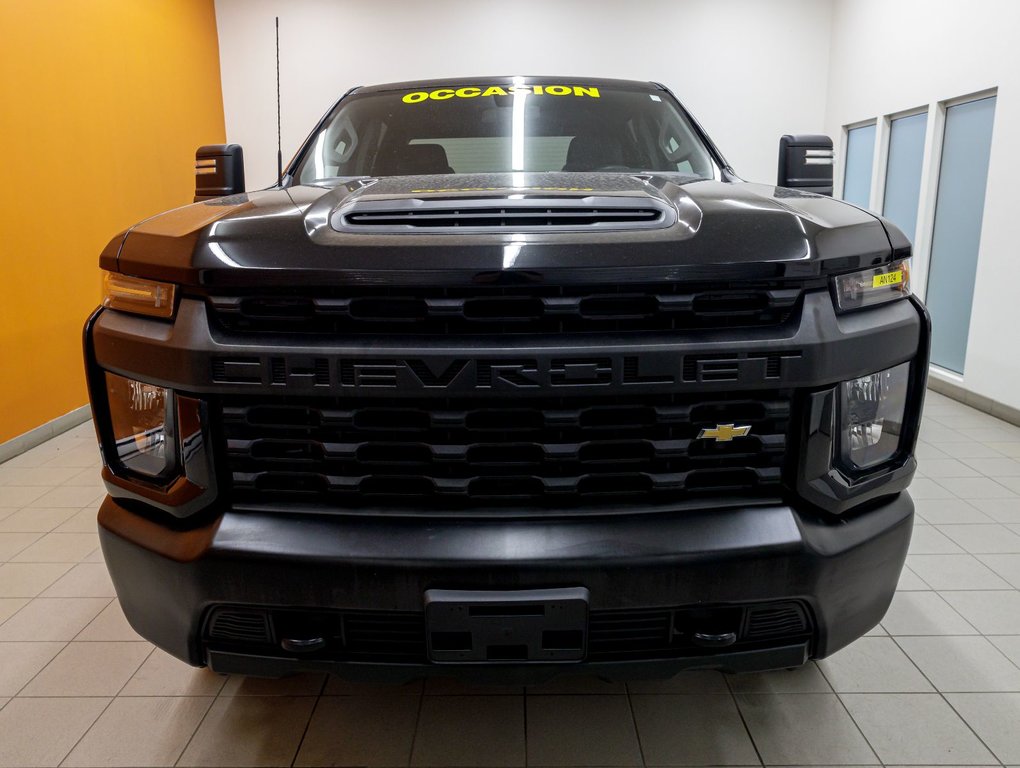 Chevrolet Silverado 2500HD  2023 à St-Jérôme, Québec - 4 - w1024h768px