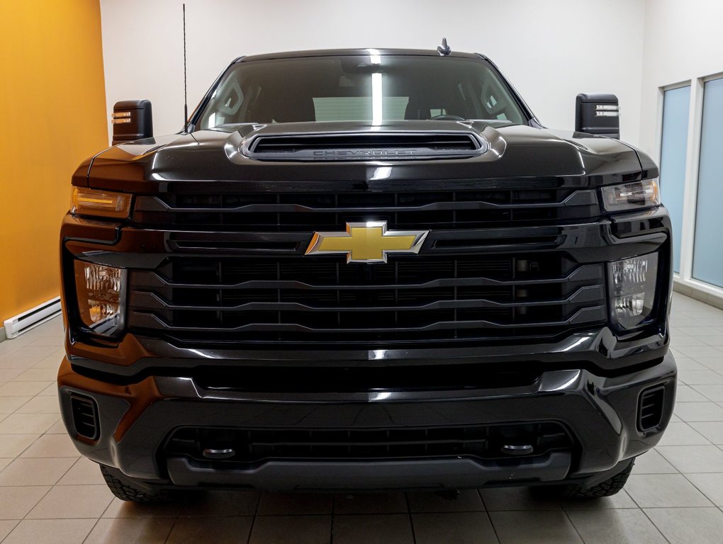 Chevrolet Silverado 2500HD  2024 à St-Jérôme, Québec - 4 - w1024h768px