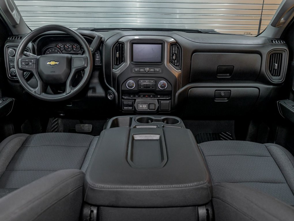 Chevrolet Silverado 2500HD  2024 à St-Jérôme, Québec - 11 - w1024h768px