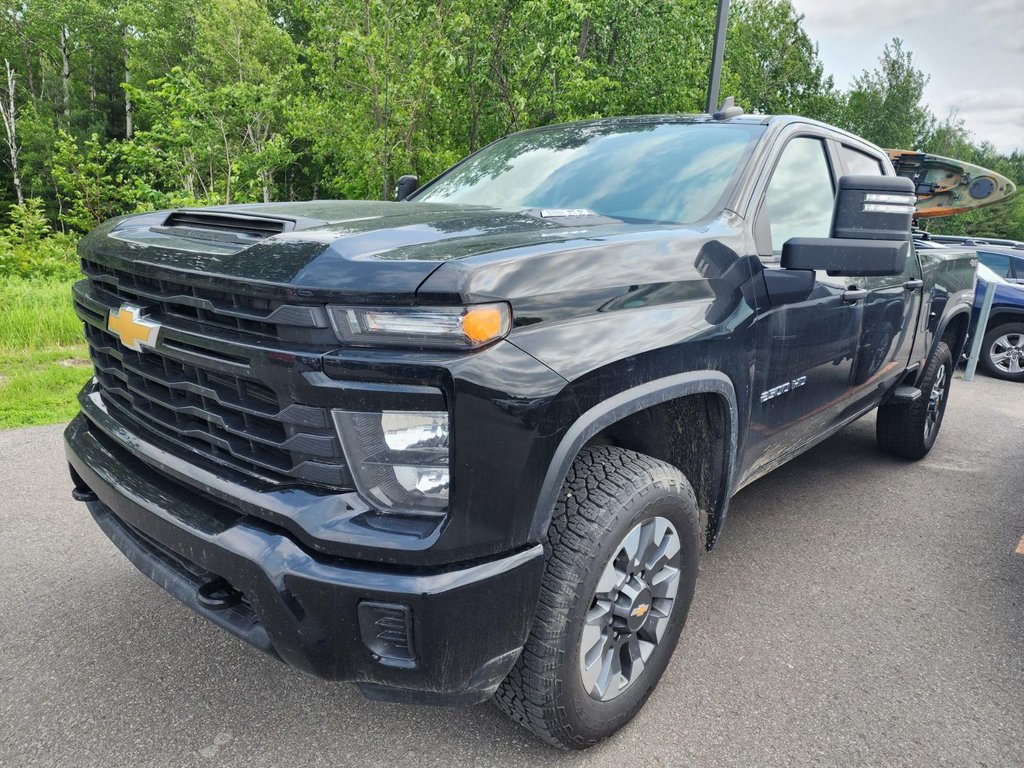 2024 Chevrolet Silverado 2500HD in St-Jérôme, Quebec - 1 - w1024h768px