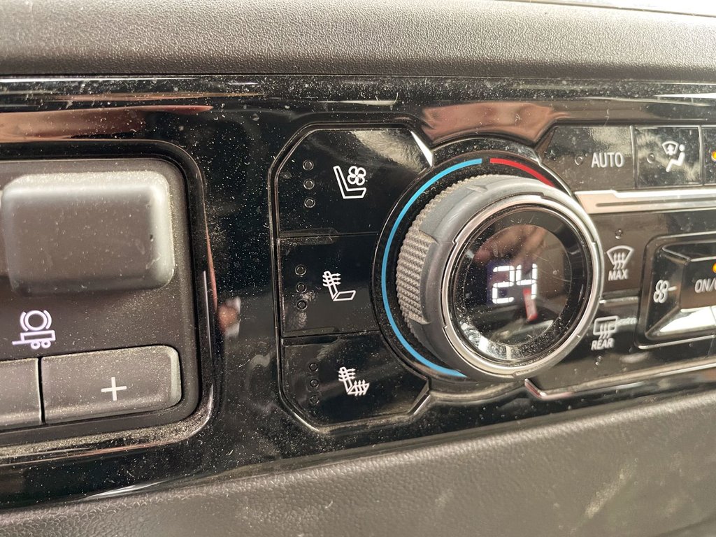 2024 Chevrolet Silverado 2500HD in St-Jérôme, Quebec - 8 - w1024h768px