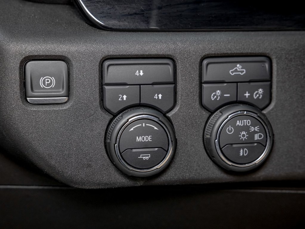 2024 Chevrolet Silverado 2500HD in St-Jérôme, Quebec - 23 - w1024h768px