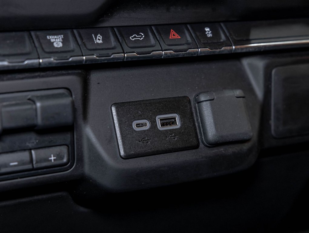 Chevrolet Silverado 2500HD  2024 à St-Jérôme, Québec - 20 - w1024h768px