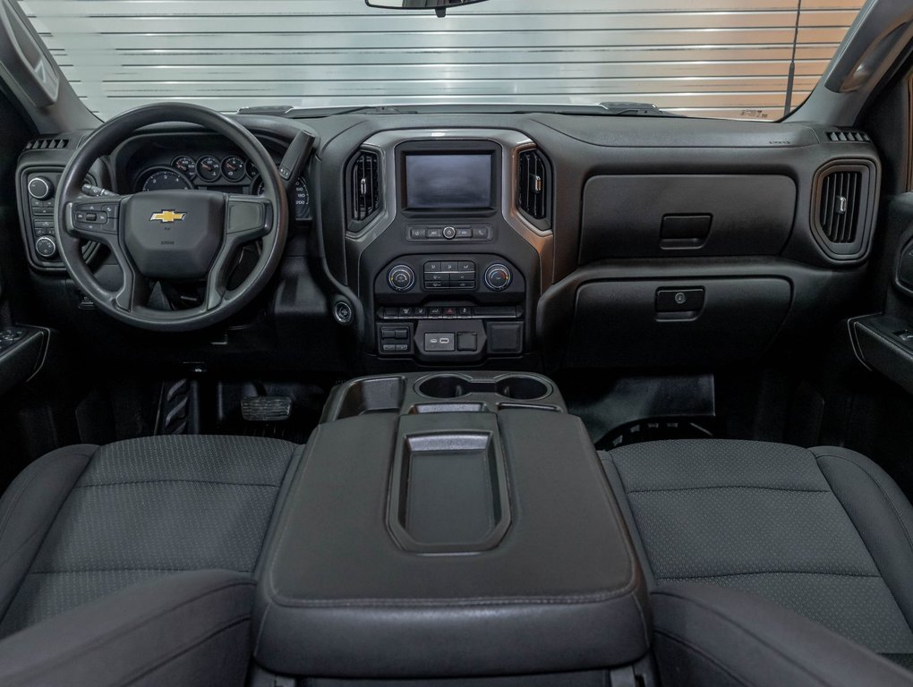 Chevrolet Silverado 2500HD  2024 à St-Jérôme, Québec - 11 - w1024h768px
