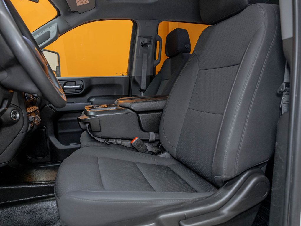 Chevrolet Silverado 2500HD  2024 à St-Jérôme, Québec - 10 - w1024h768px