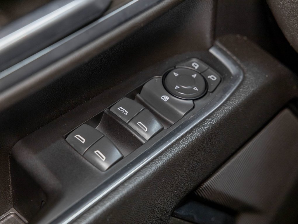 Chevrolet Silverado 2500HD  2024 à St-Jérôme, Québec - 27 - w1024h768px