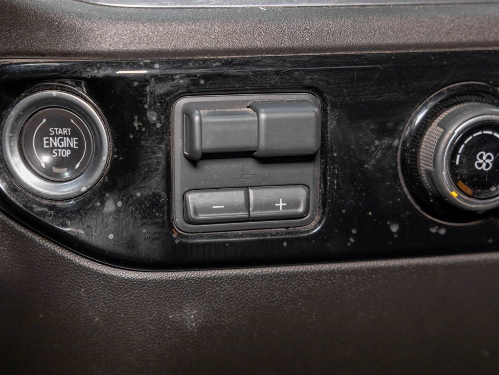 Chevrolet Silverado 2500HD  2024 à St-Jérôme, Québec - 24 - w1024h768px