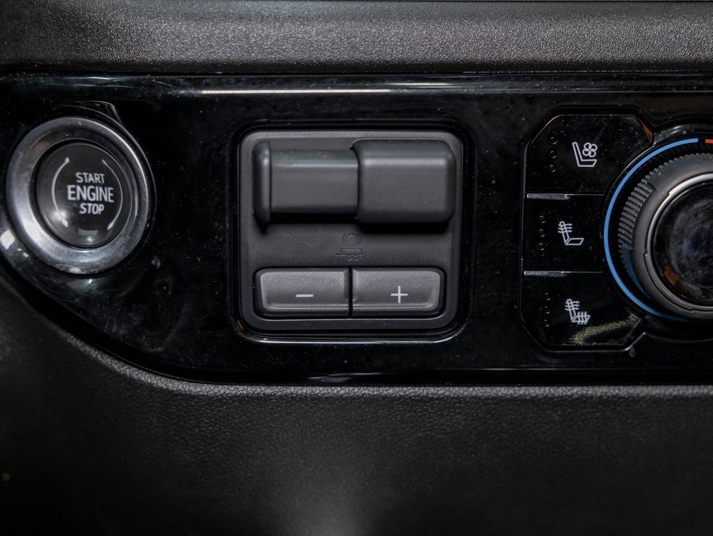 Chevrolet Silverado 2500HD  2024 à St-Jérôme, Québec - 27 - w1024h768px