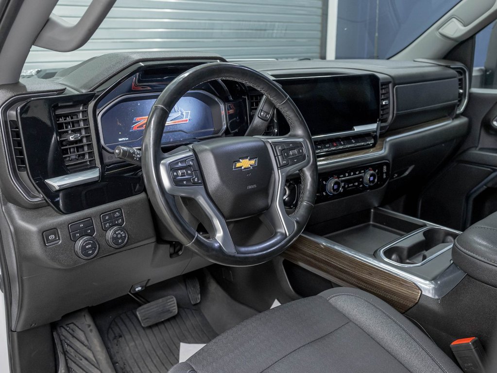 2024 Chevrolet Silverado 2500HD in St-Jérôme, Quebec - 2 - w1024h768px