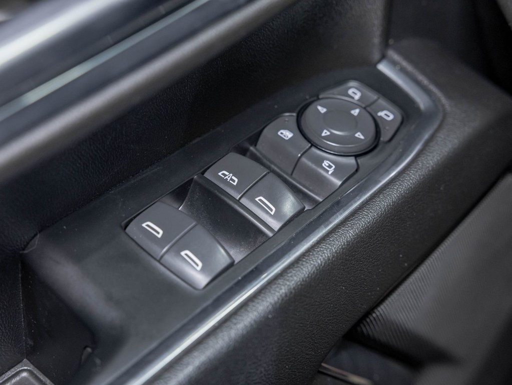 2024 Chevrolet Silverado 2500HD in St-Jérôme, Quebec - 29 - w1024h768px
