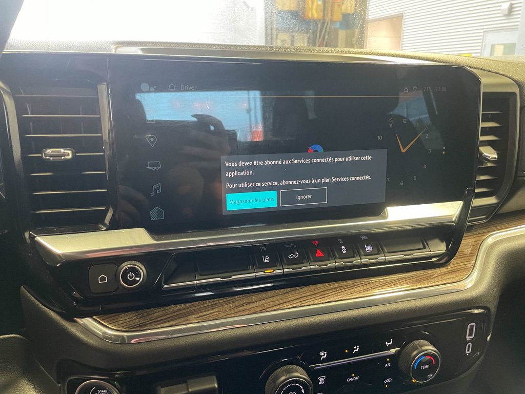 2024 Chevrolet Silverado 2500HD in St-Jérôme, Quebec - 3 - w1024h768px