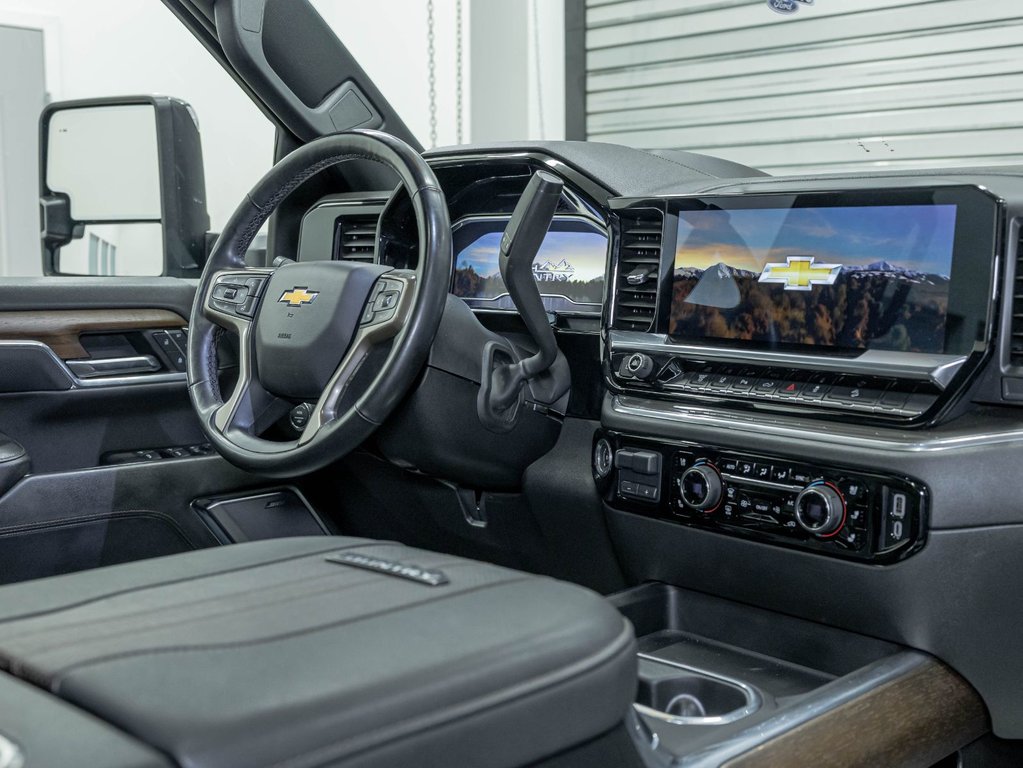 2024 Chevrolet Silverado 2500HD in St-Jérôme, Quebec - 33 - w1024h768px