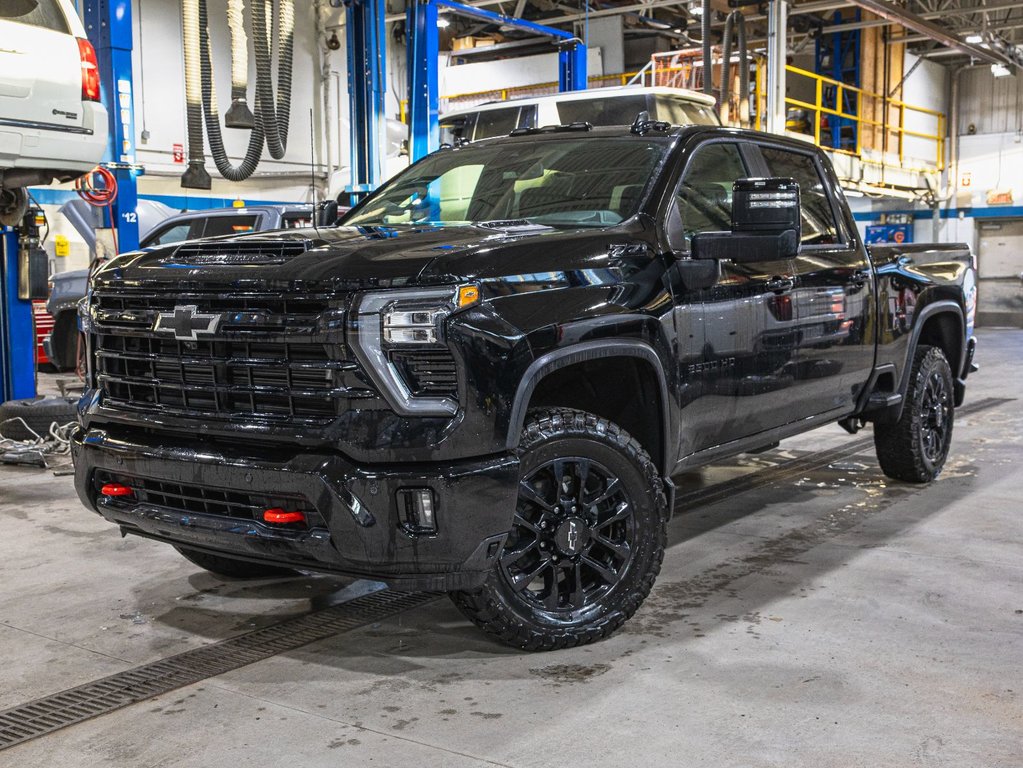 Chevrolet SILVERADO 2500 HD  2025 à St-Jérôme, Québec - 1 - w1024h768px
