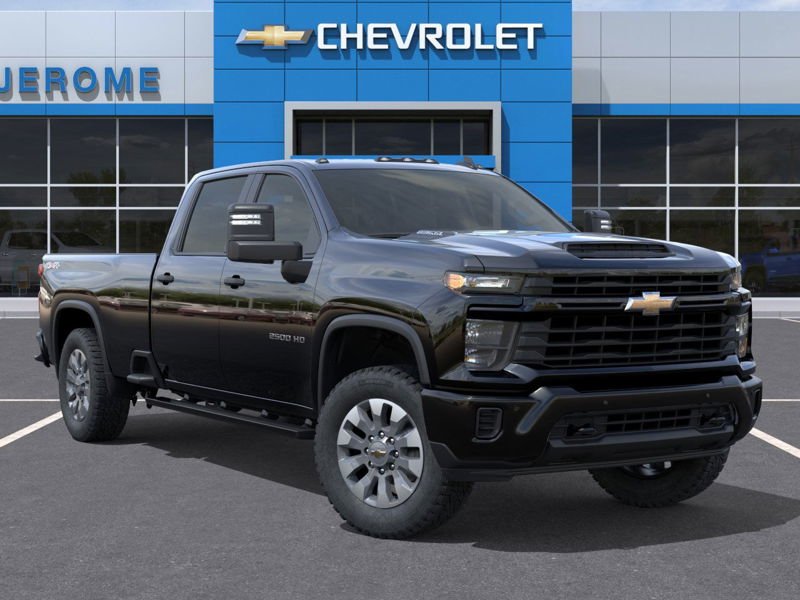 Chevrolet Silverado 2500 HD  2026 à St-Jérôme, Québec - 7 - w1024h768px