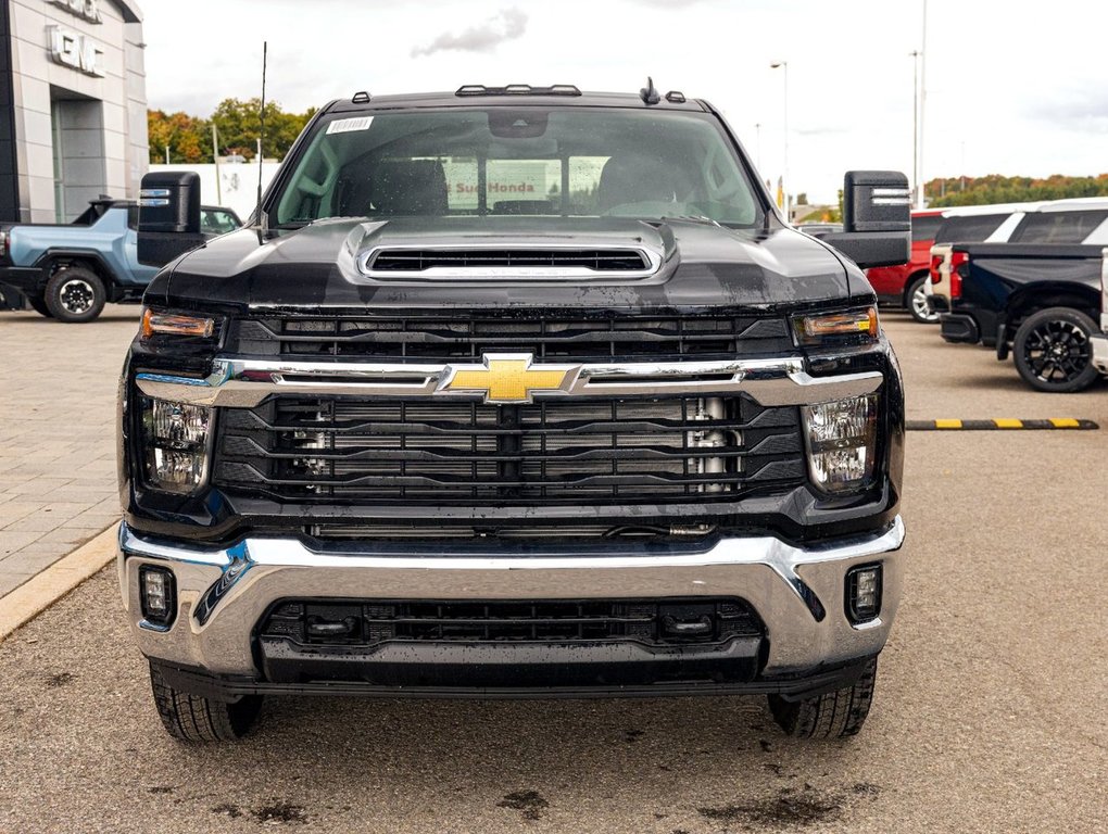 Chevrolet Silverado 3500 HD  2025 à St-Jérôme, Québec - 5 - w1024h768px