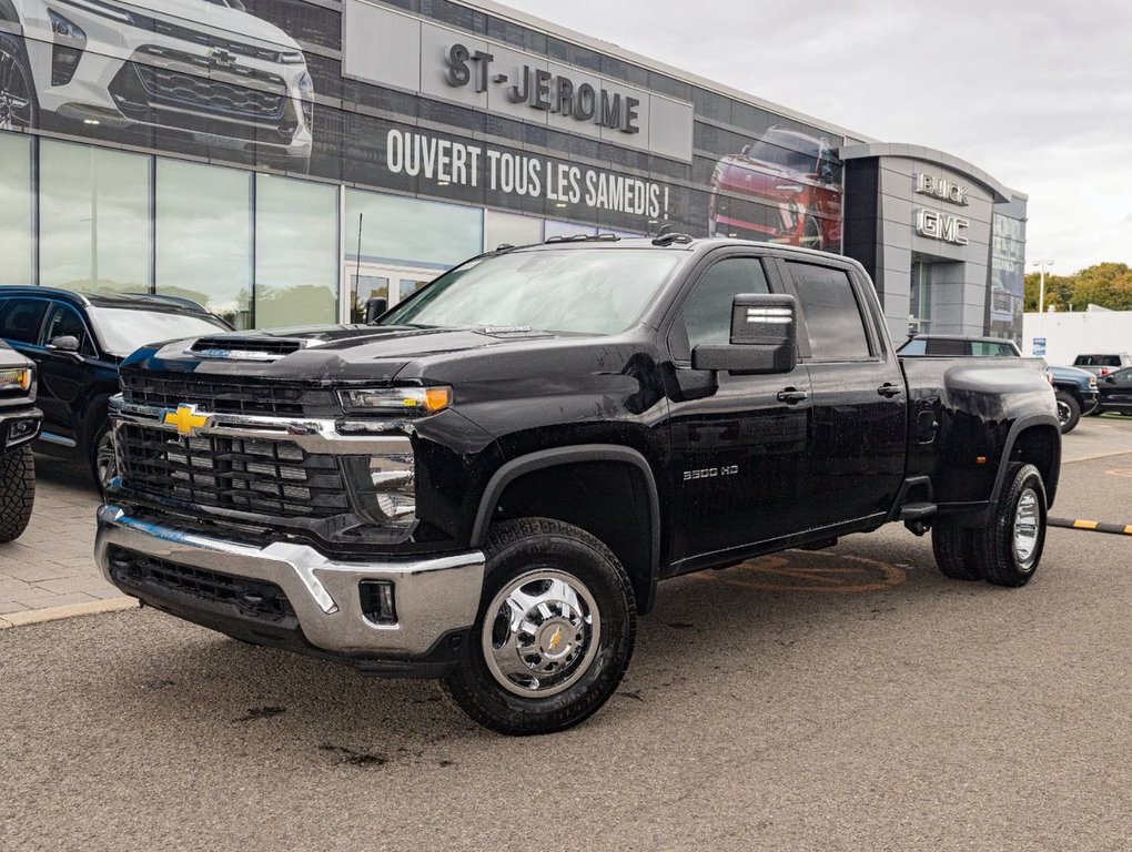 Chevrolet Silverado 3500 HD  2025 à St-Jérôme, Québec - 1 - w1024h768px