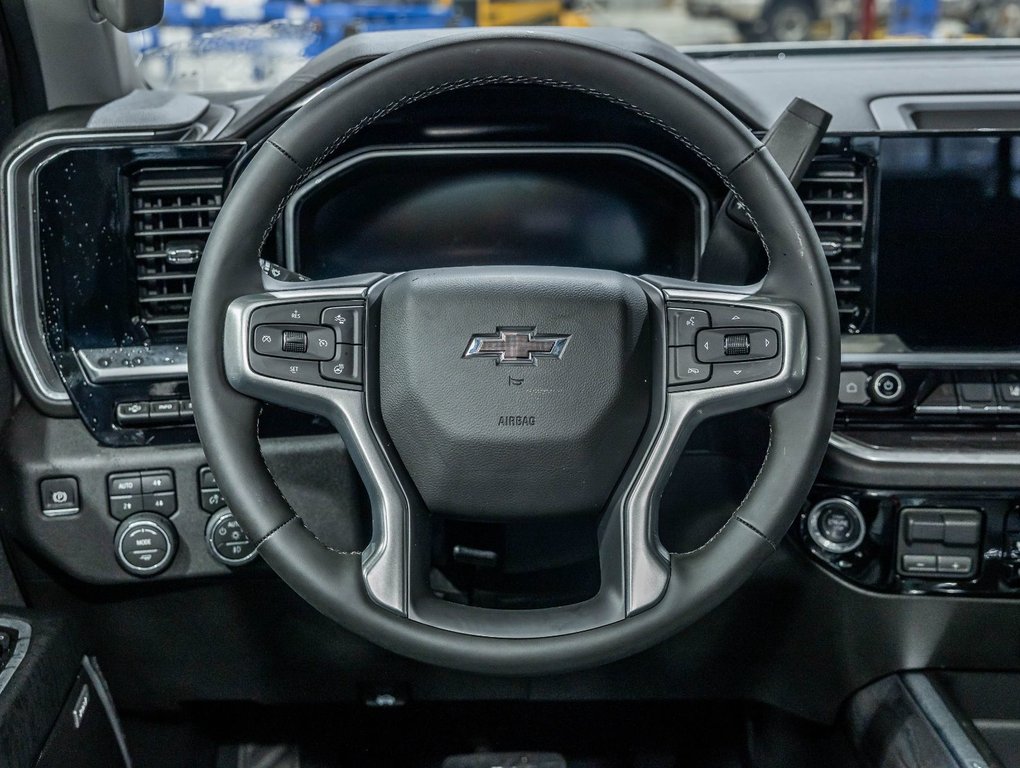 2026 Chevrolet Silverado 3500 HD in St-Jérôme, Quebec - 13 - w1024h768px