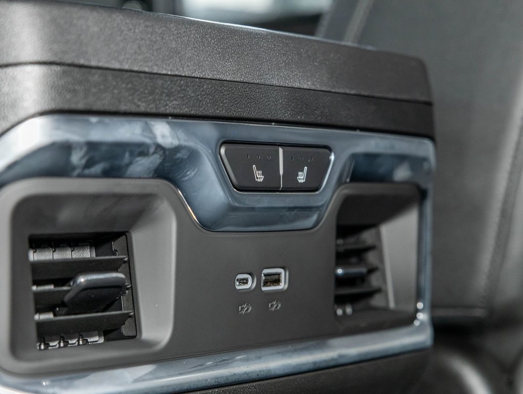 2026 Chevrolet Silverado 3500 HD in St-Jérôme, Quebec - 33 - w1024h768px