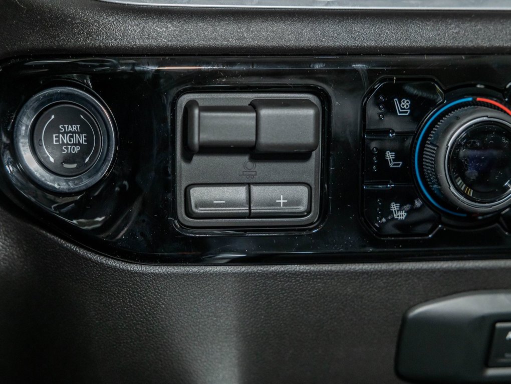 2026 Chevrolet Silverado 3500 HD in St-Jérôme, Quebec - 26 - w1024h768px