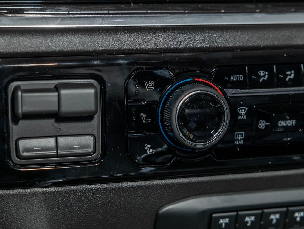 2026 Chevrolet Silverado 3500 HD in St-Jérôme, Quebec - 23 - w1024h768px