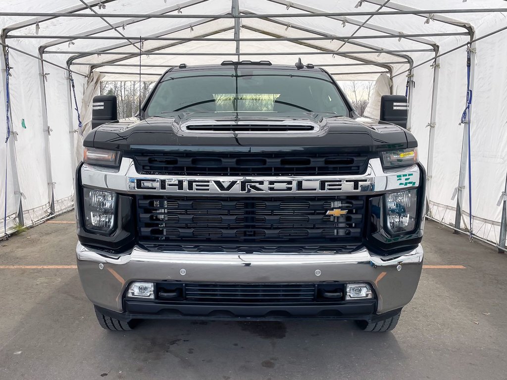 Chevrolet Silverado 3500HD  2023 à St-Jérôme, Québec - 4 - w1024h768px