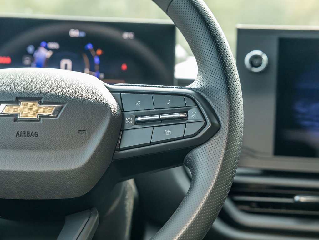 2024 Chevrolet Silverado EV in St-Jérôme, Quebec - 16 - w1024h768px