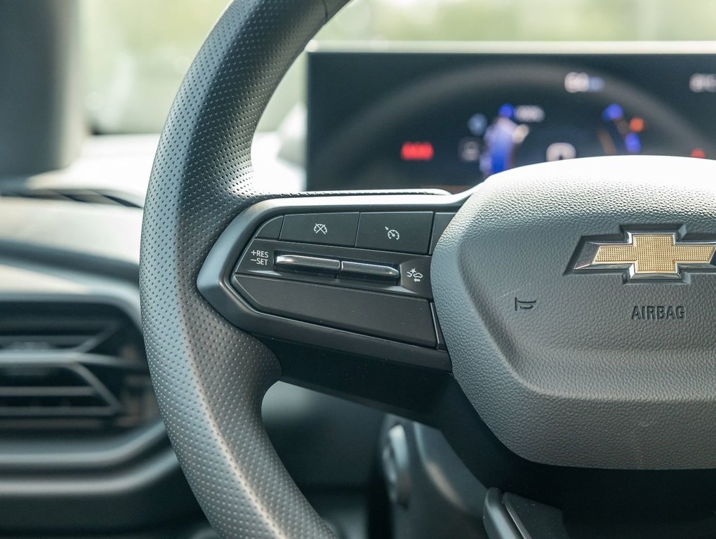 Chevrolet Silverado EV  2024 à St-Jérôme, Québec - 15 - w1024h768px