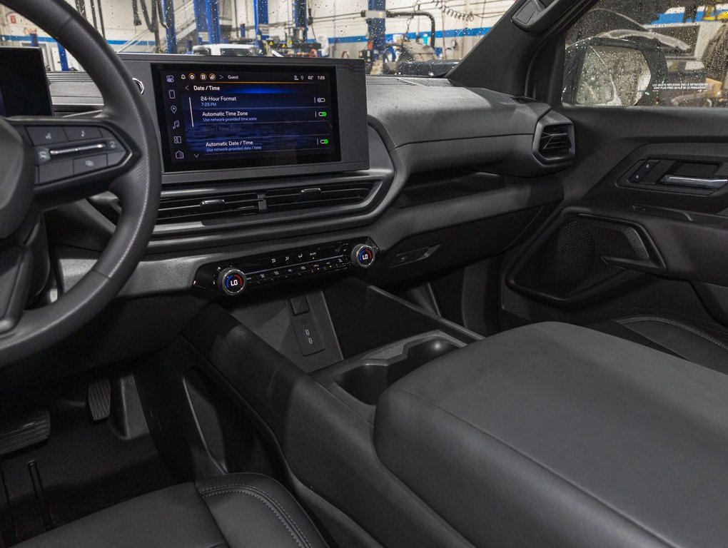 2024 Chevrolet Silverado EV in St-Jérôme, Quebec - 19 - w1024h768px