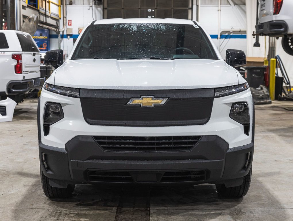 2024 Chevrolet Silverado EV in St-Jérôme, Quebec - 2 - w1024h768px