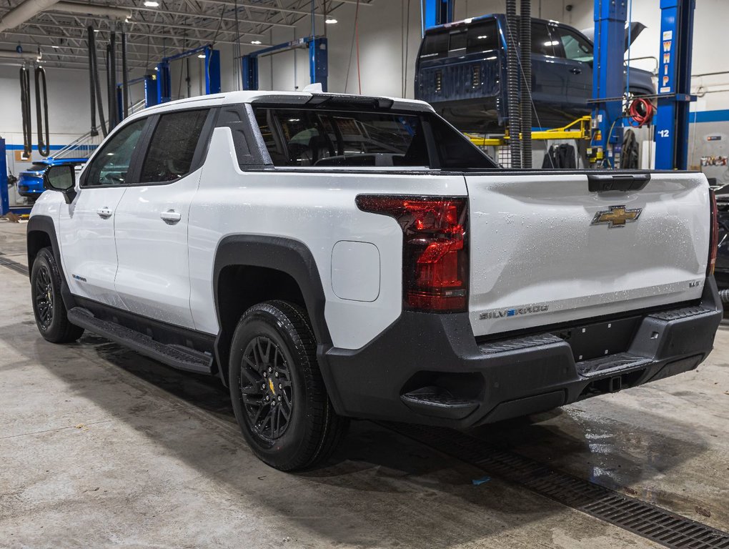 2024 Chevrolet Silverado EV in St-Jérôme, Quebec - 6 - w1024h768px