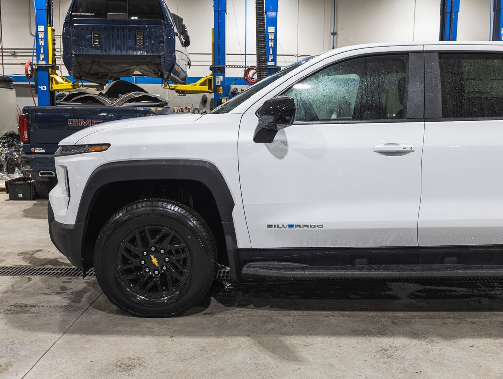 2024 Chevrolet Silverado EV in St-Jérôme, Quebec - 32 - w1024h768px