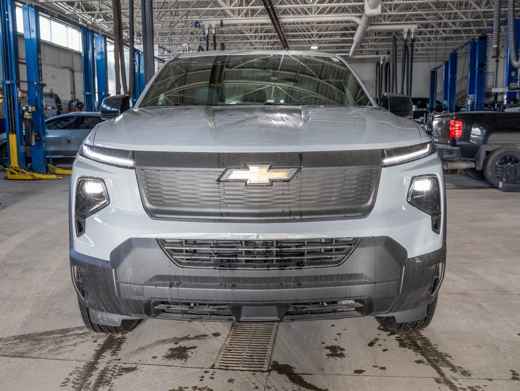 Chevrolet Silverado EV  2025 à St-Jérôme, Québec - 2 - w1024h768px