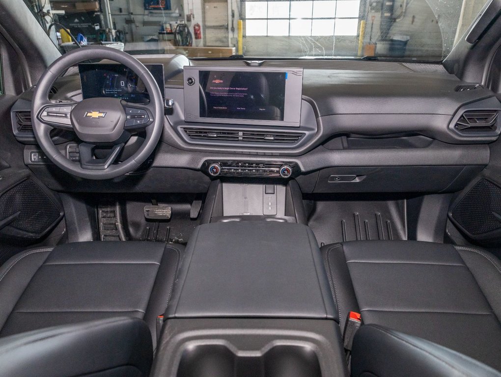 Chevrolet Silverado EV  2025 à St-Jérôme, Québec - 4 - w1024h768px